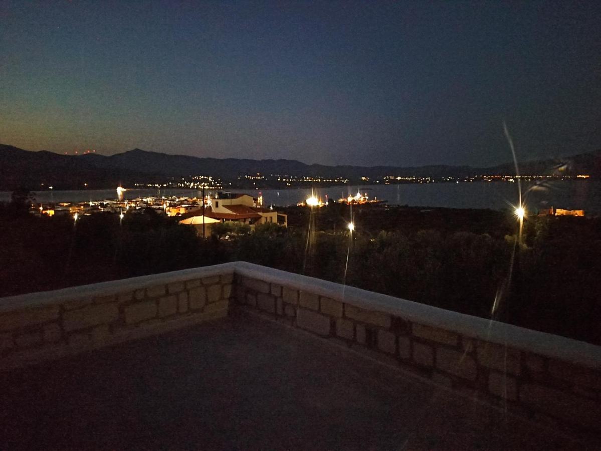 فيلا House With Unique View إيلافونيسوس المظهر الخارجي الصورة